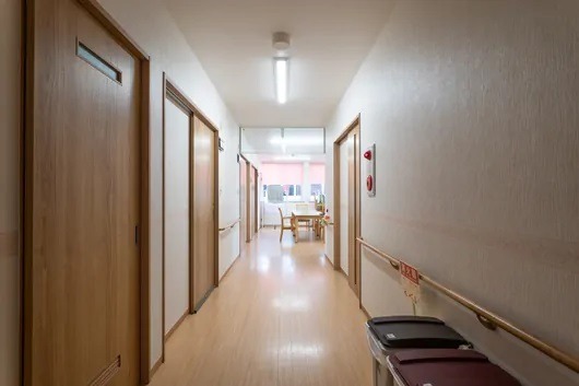 介護職の「年収」。資格を取ることでどれくらい底上げできる？