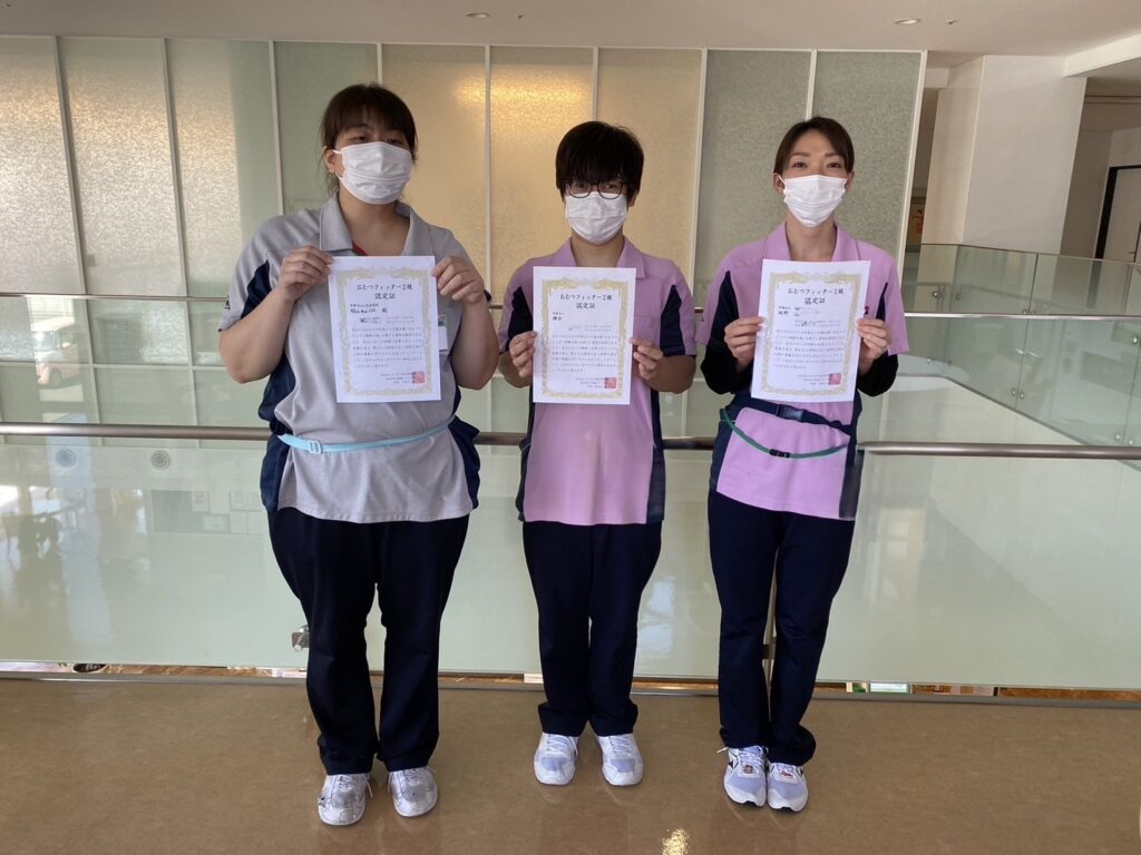 葬儀レビを使って、家族葬専門の小さな斎場を比較する